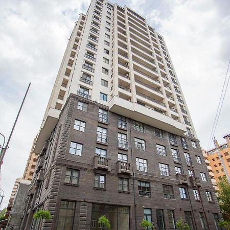 Fantastic Apartments Near Republic Square, Perfect Location, Mystreet Company Jerevan Eksteriør billede