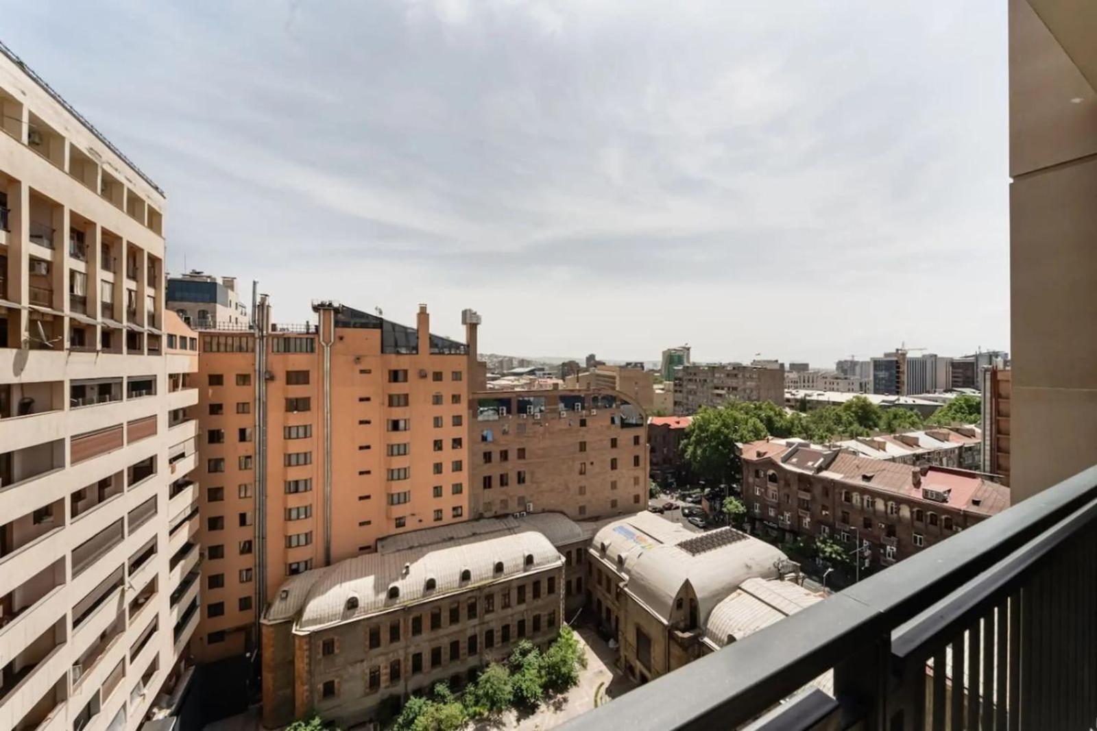Fantastic Apartments Near Republic Square, Perfect Location, Mystreet Company Jerevan Eksteriør billede