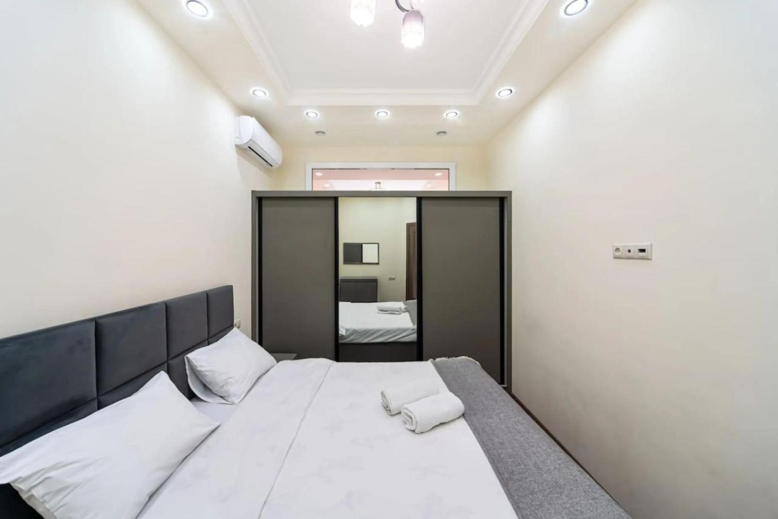 Fantastic Apartments Near Republic Square, Perfect Location, Mystreet Company Jerevan Eksteriør billede
