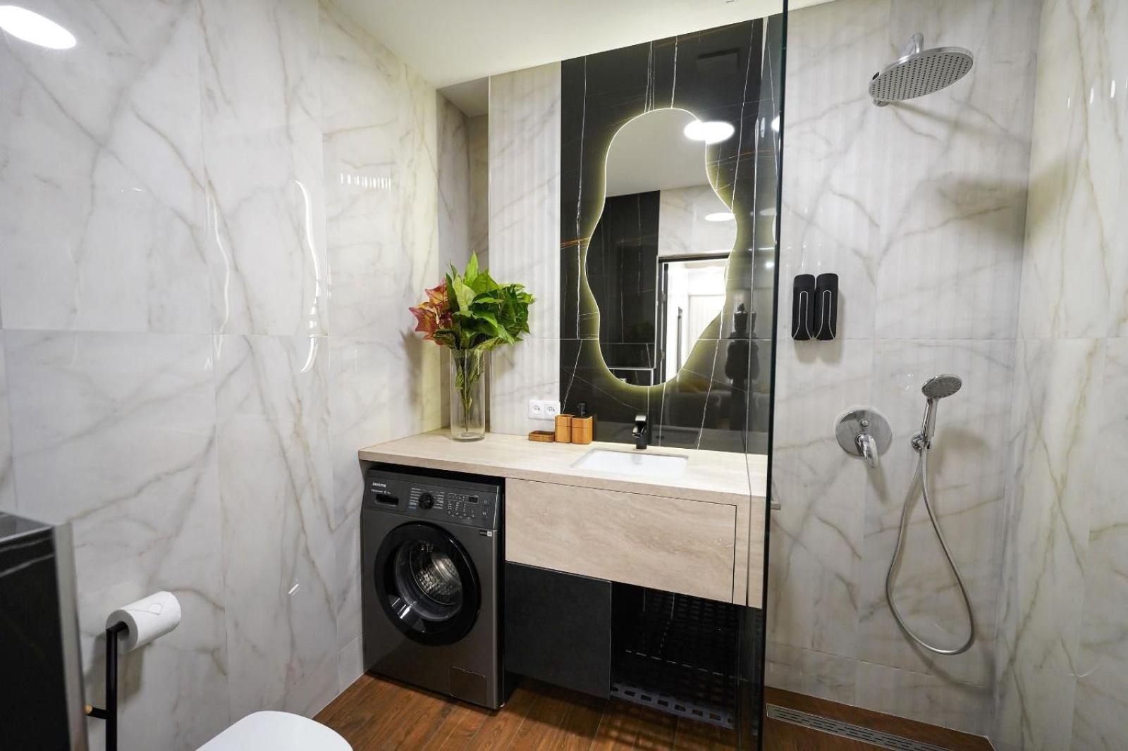Fantastic Apartments Near Republic Square, Perfect Location, Mystreet Company Jerevan Eksteriør billede