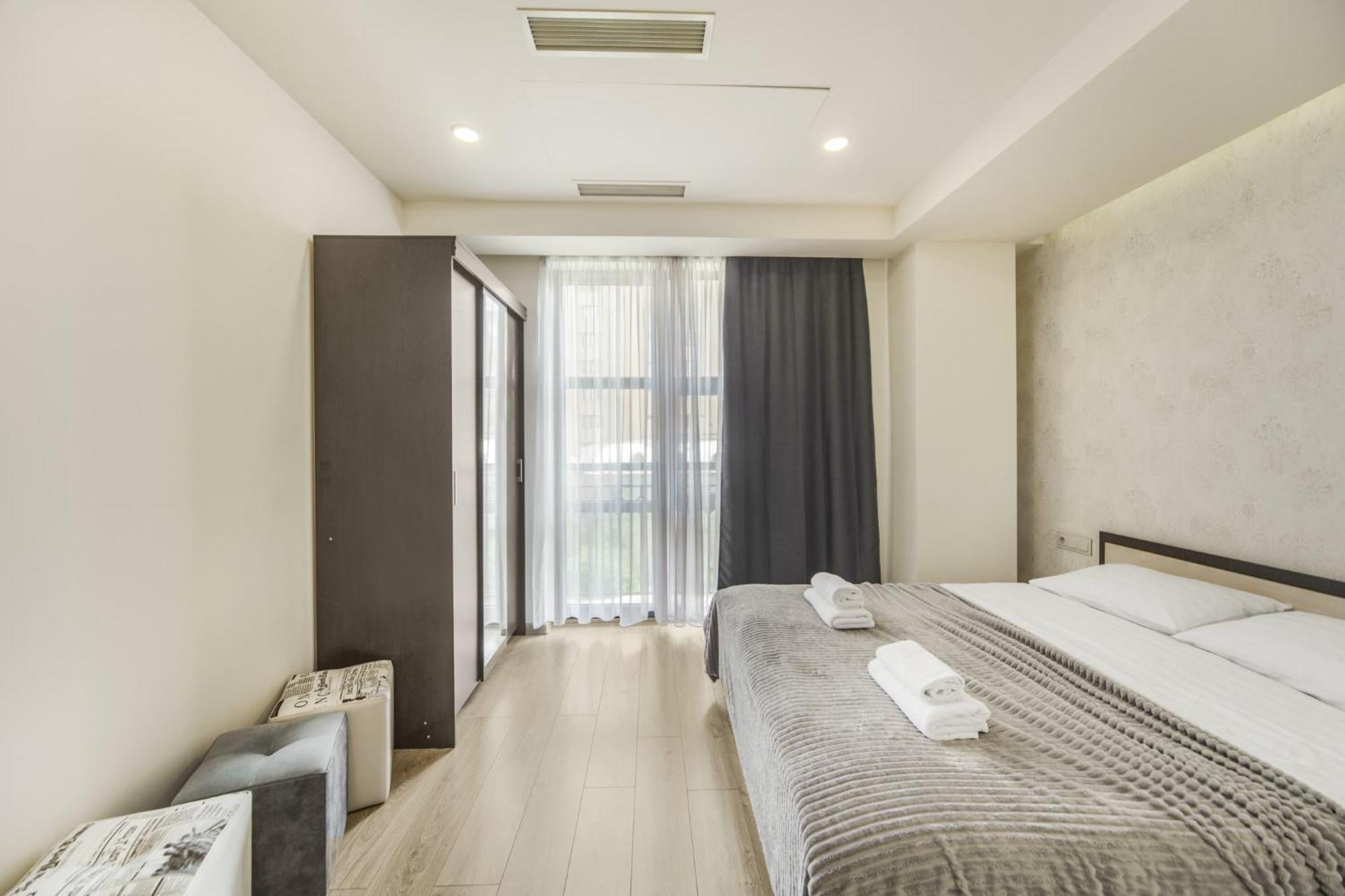 Fantastic Apartments Near Republic Square, Perfect Location, Mystreet Company Jerevan Eksteriør billede