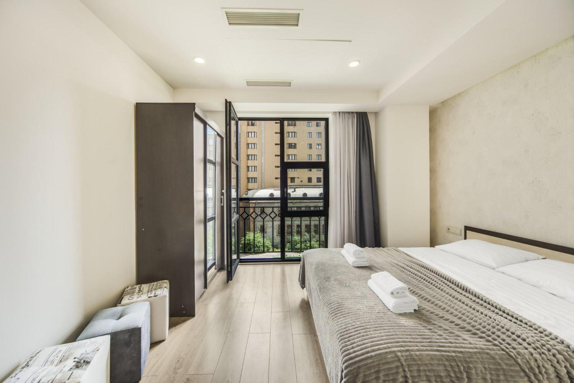 Fantastic Apartments Near Republic Square, Perfect Location, Mystreet Company Jerevan Eksteriør billede